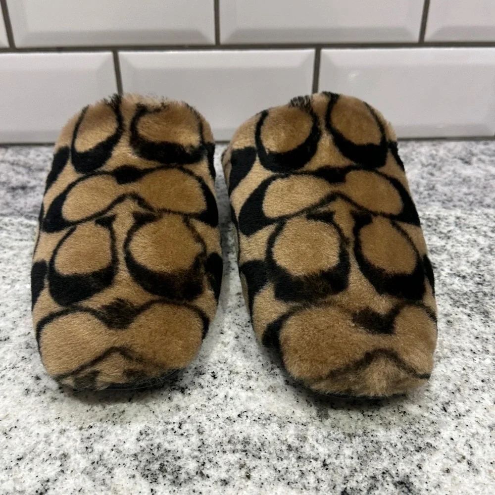 Coach Women's 8 B Sig Shrlg‎ Slip CC069 Signature Shearling Mules Coconut Black